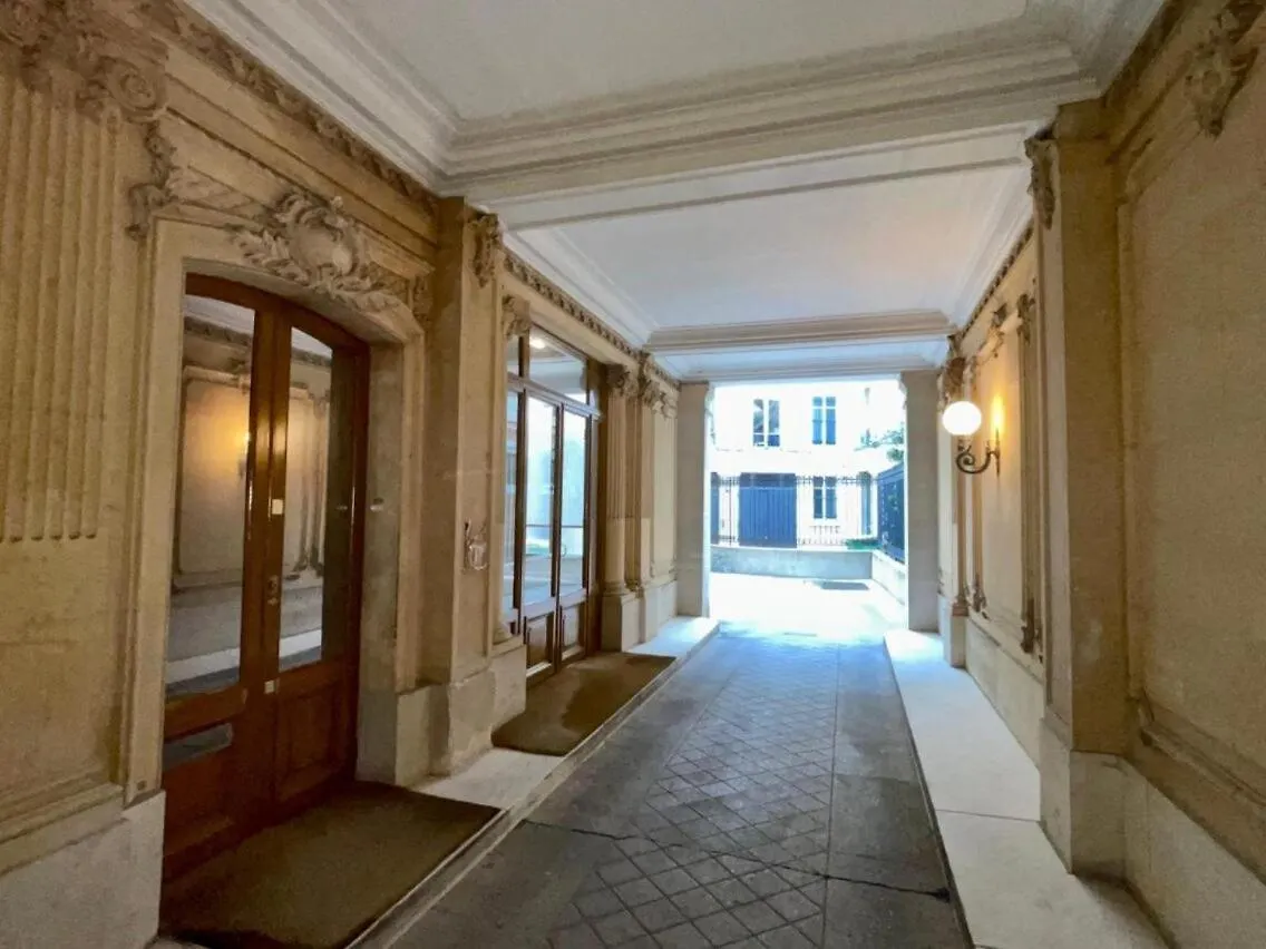 Solferino D'Orsay Apartment Paris France
